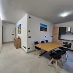Apartment Vacanze Chabloz Nel Cuore Della Valle D'aosta *
